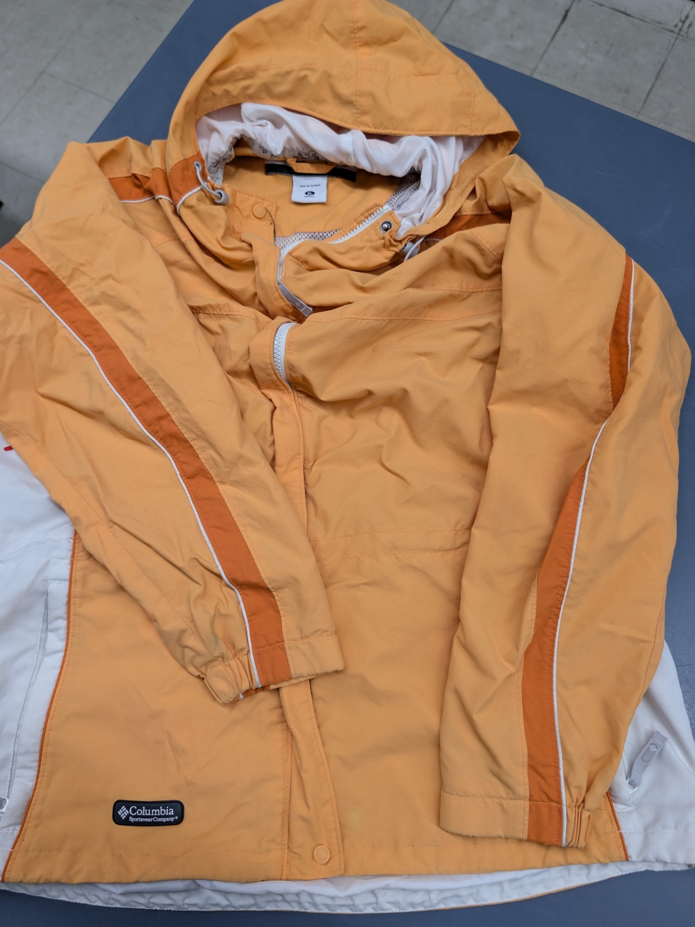 Columbia Orange Hooded Ski Jacket with Contrast Stripes